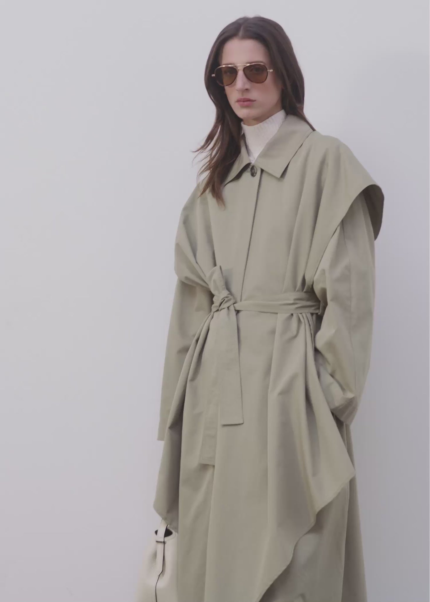 Layered cotton cupro trench wet sand – TOTEME