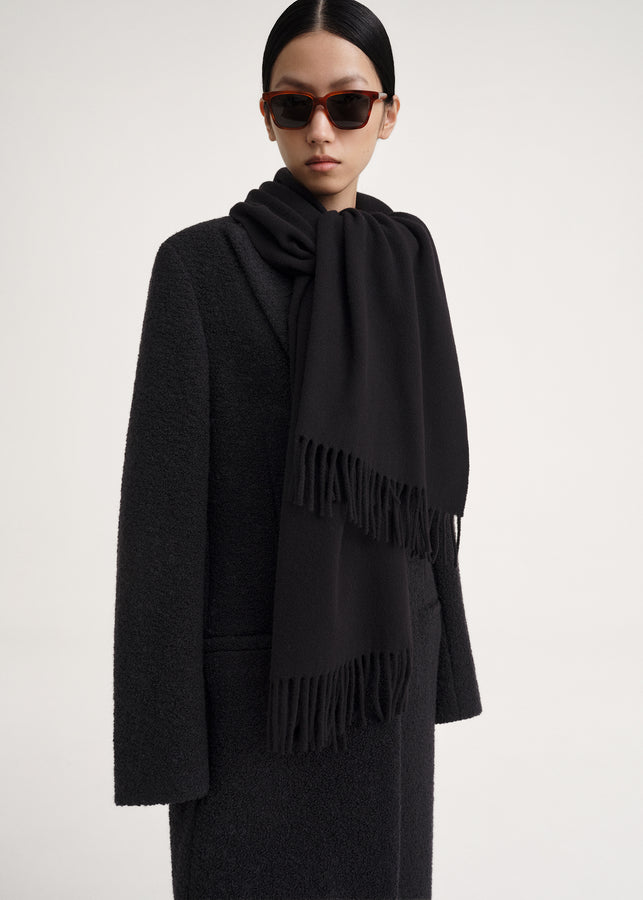 Classic wool scarf black